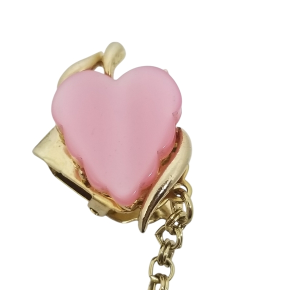 VINTAGE GOLDTONE & PINK LUCITE SWEATER CLIPS WITH CHAIN - Picture 2 of 5